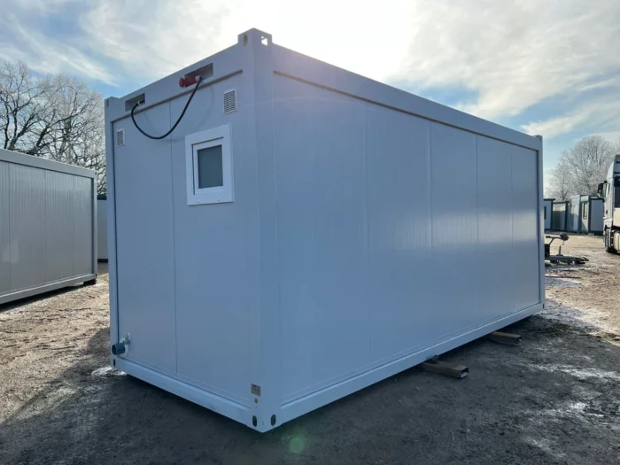 Modulo Sanitario 6×2,44 m con 5 WC - immagine 2